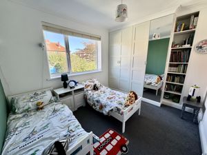 Photo 16- click for photo gallery